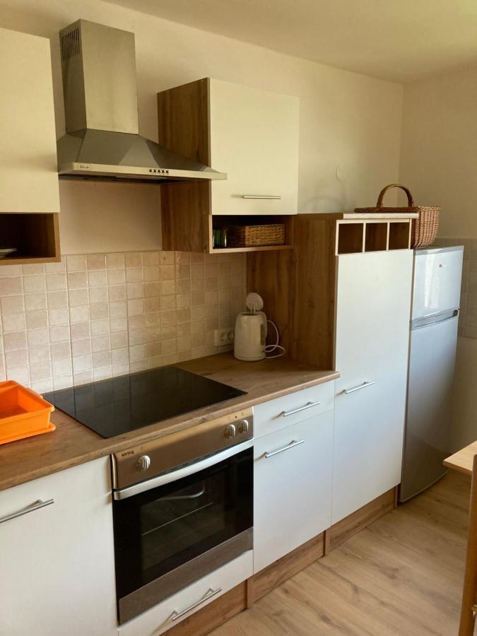 Apartment Milka 52 *